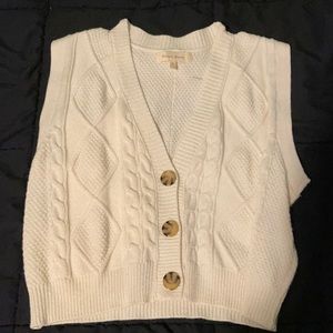 Cropped sweater vest